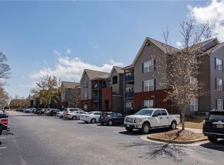 1114 S College St #10304, Auburn, AL 36832