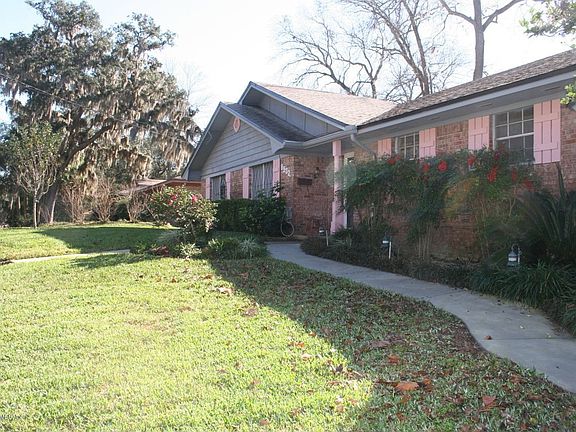 3rd image of 6532 Waltho Dr