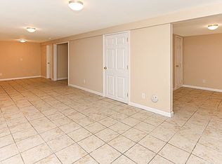 889 Pecan Tree Ln, Fort Mill, SC 29715