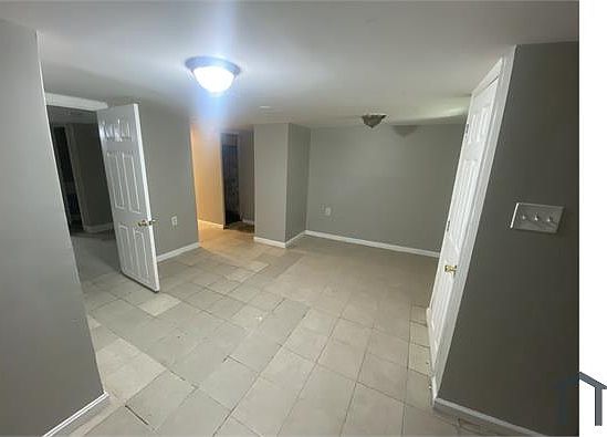 2nd image of 3505 Virginia Ave #A