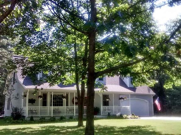 2nd image of 7228 Lakewood Dr