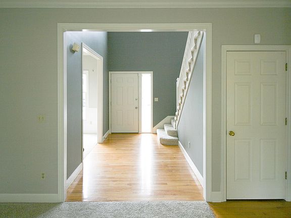 4th image of 21807 W 53rd St