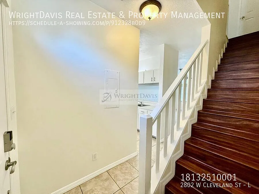 Perfect 2/2.5 condo in South Tampa! — Photo 4