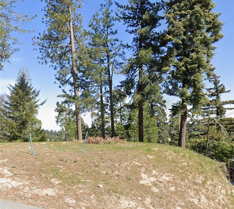1st image of 24666 Geneva Dr #37