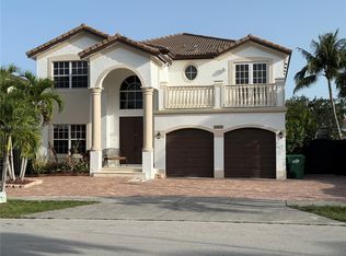 16472 SW 58th Ter, Miami, FL 33193