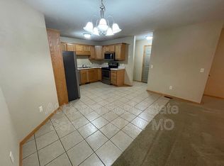 931 N Madison Ave, Republic, MO 65738