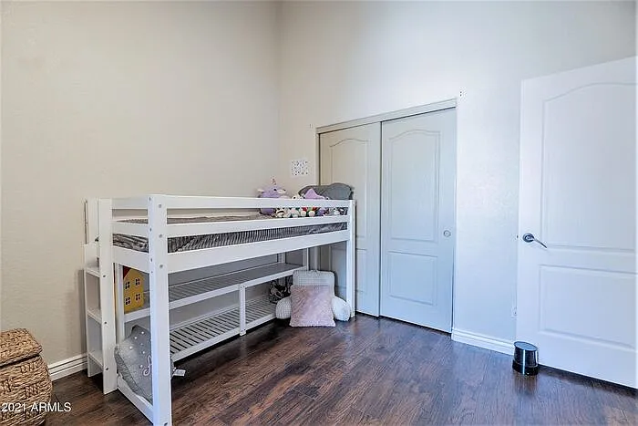 2933 E Verbena Dr — Photo 32