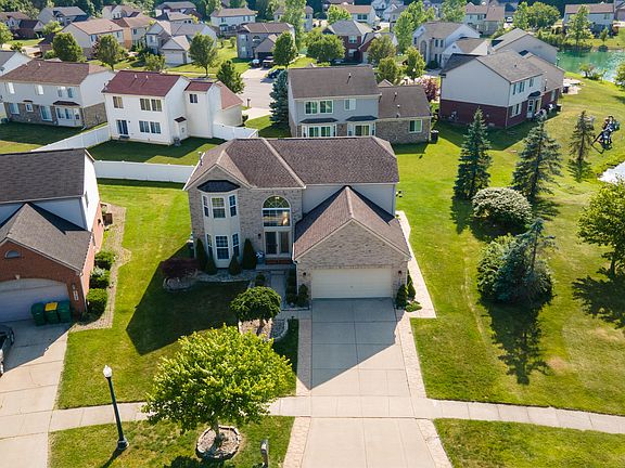 2nd image of 8780 Tamarack Ln