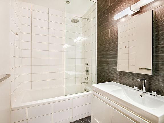 4th image of 650 6th Ave APT 6B