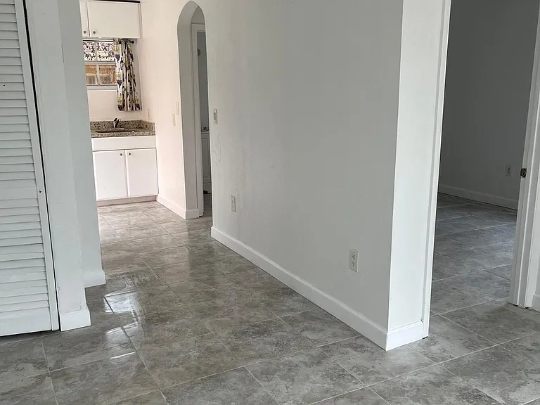 230 NW 64th St #3 — Photo 10