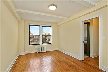 4th image of 200 W 108th St APT 11B