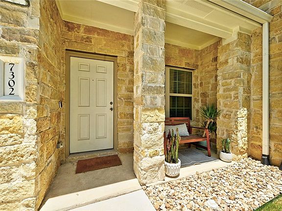 3rd image of 7302 Haggard Dr #1102