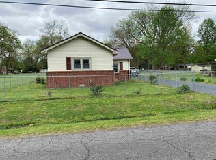 107 Bernal Ave, Hickman, KY 42050