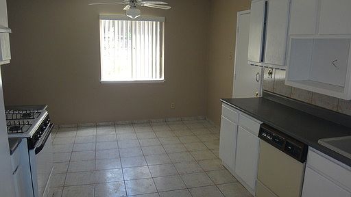 3rd image of 361 Kaymar Dr