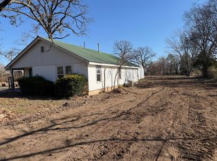 412 Hilltop Rd, Noel, MO 64854