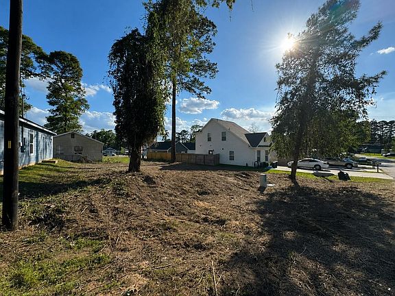 4th image of 16721 E Ivanhoe