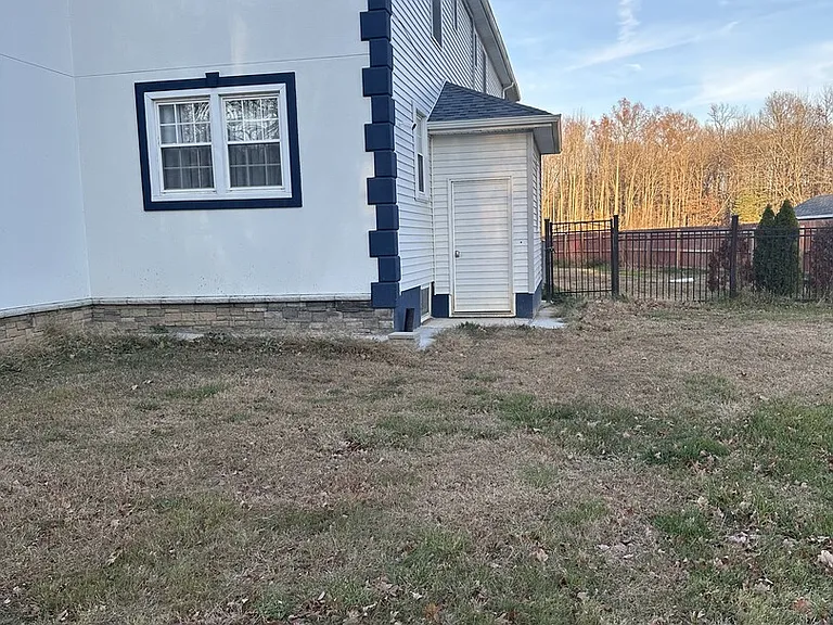 Deans Ln — Photo 5