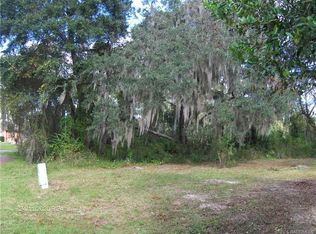 1100 Woodcrest Ave, Inverness, FL 34453
