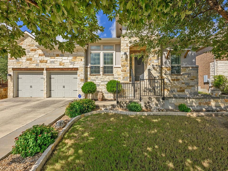 1st image of 865 Catalina Ln