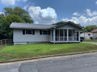 403 Madison Ave NW, Jacksonville, AL 36265