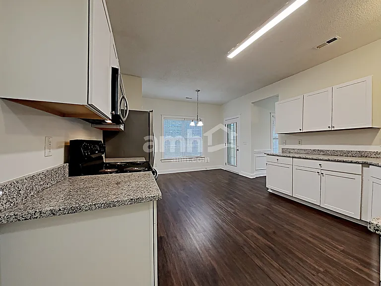 13429 Glencreek Ln — Photo 4