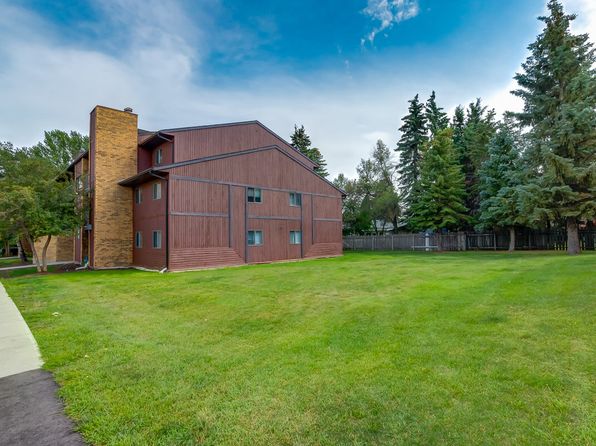 Glenwood Village | 5111 36th St, Lloydminster, AB
