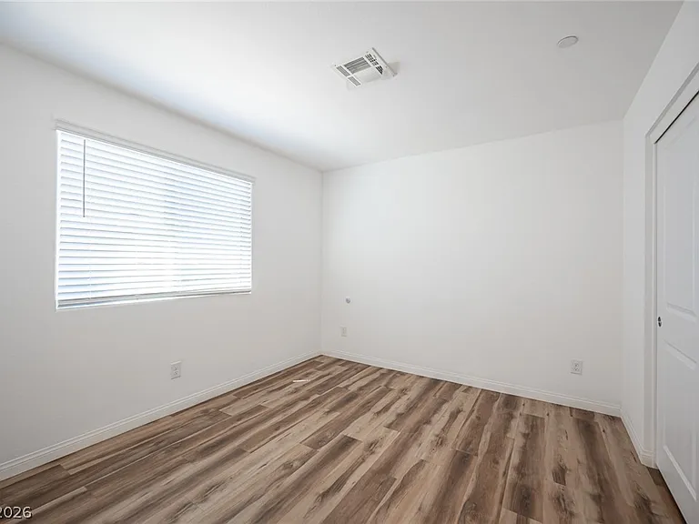 Bedroom 3: "Third bedroom with closet_ideal for bedroom, guest room or home office.