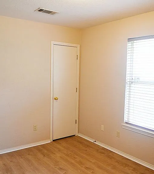 3006 Gus Dr — Photo 28