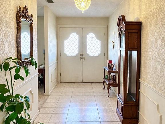 2nd image of 1200 NW 5th St