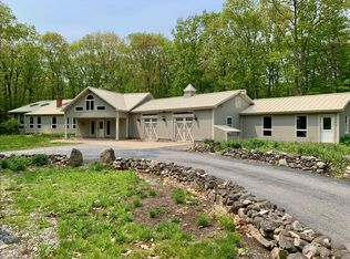 15 Cotton Ln, Oxford, ME 04270
