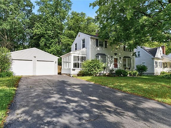 2nd image of 79 Lettington Ave