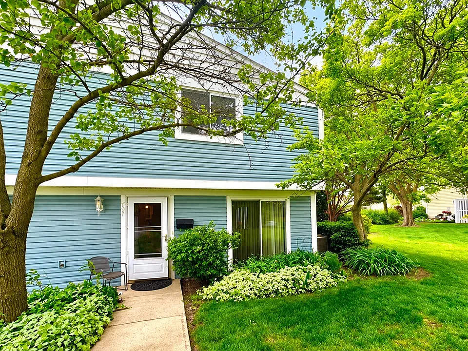 797 Coventry Pl #797