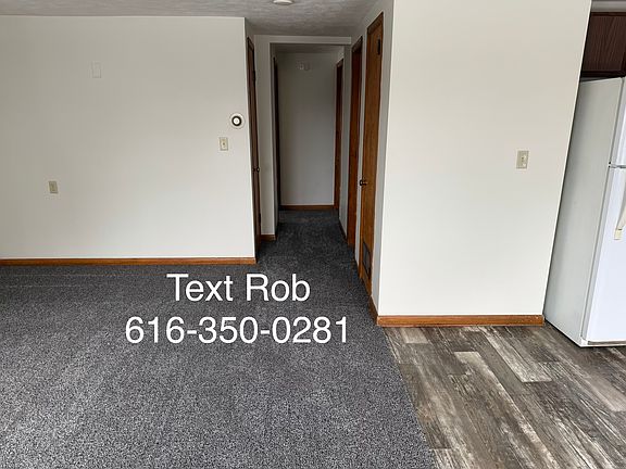 3rd image of 850 Houseman Ave NE #B