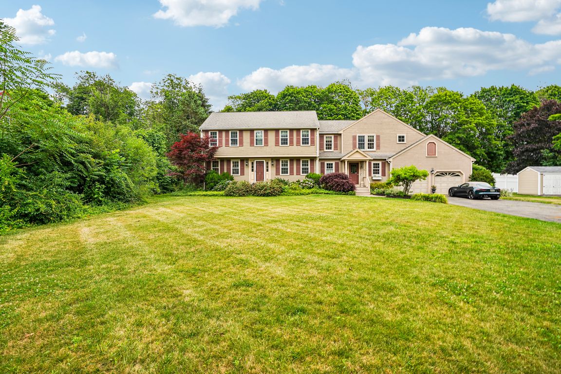 Berkley Cir-S0707-001.jpg