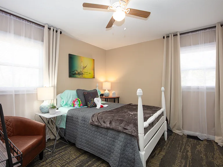 812 Riviera Dr #810 — Photo 9