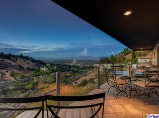 3733 Oakfield Dr, Sherman Oaks, CA 91423