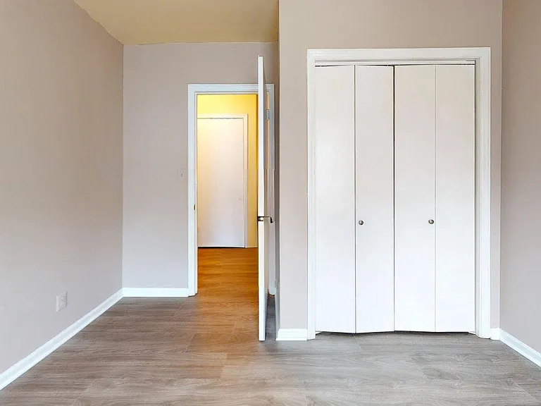 6008 Chestnut Hollow Ct — Photo 40