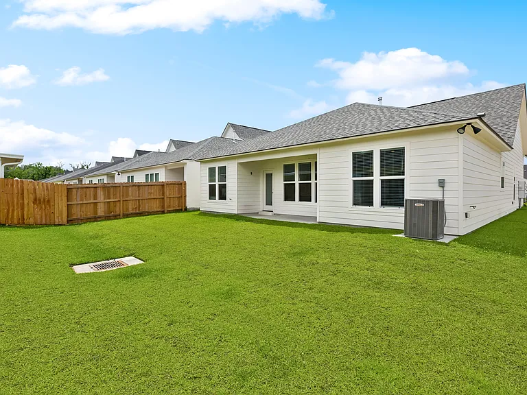 1511 Bowstring Dr — Photo 15