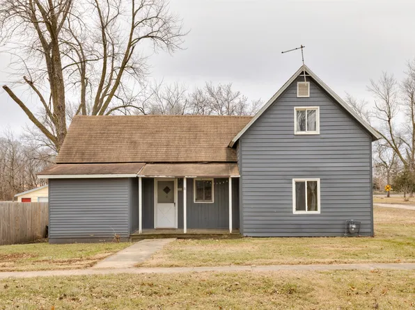 300 2nd St NE, Mitchellville, IA 50169