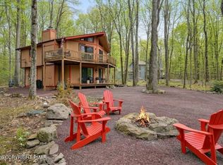 1266 Long Rifle Rd, Pocono Pines, PA 18350