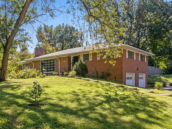 2nd image of 4305 Glencairn Ln