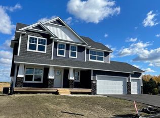 19796 Henning Ave, Lakeville, MN 55044