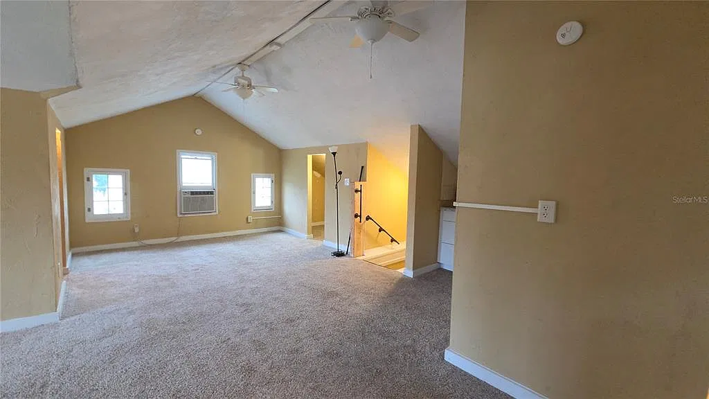 1 bed, 1.0 bath, 636 sqft, $995 — Photo 4
