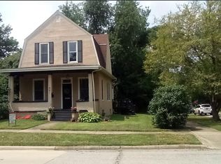 401 Leland St, Bloomington, IL 61701