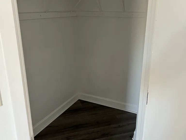 115 112th Ave NE #206 — Photo 9