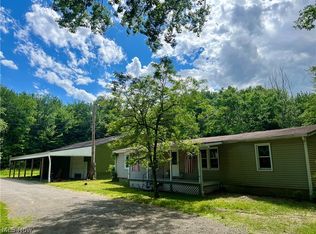 125 Porter Rd, Atwater, OH 44201