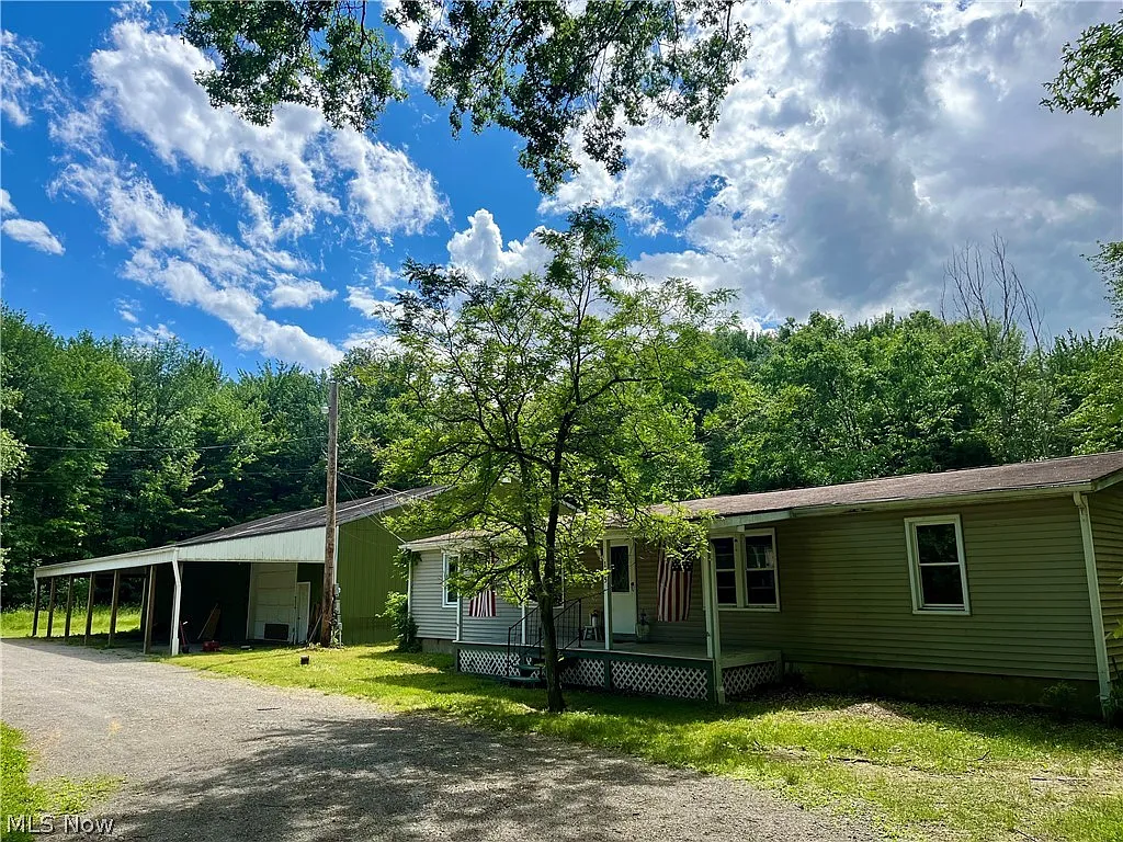 125 Porter Rd photo 1