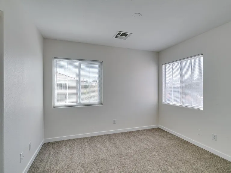 892 Blue Rosalie Pl — Photo 29