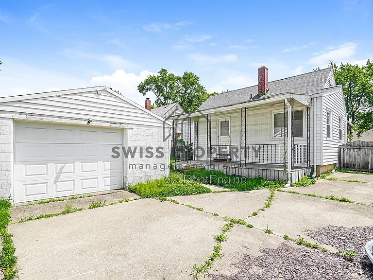 3381 Norwood St — Photo 12