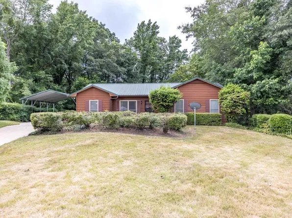 6421 Gloucester Ct, Columbus, GA 31909